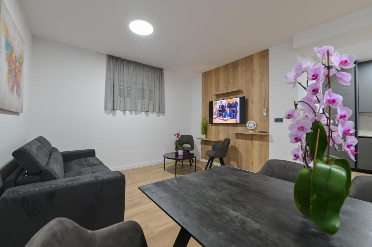 Apartmán The Eagle Novalja Exteriér fotografie